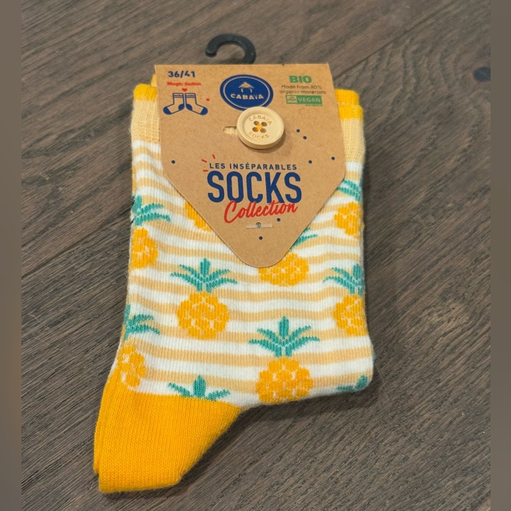 Pineapple Stripe Crew Socks